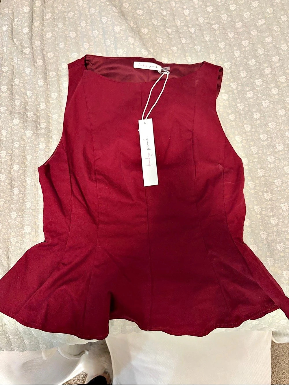 Baby print Peplum Sleeveless Top in garnet Size Small NWT
